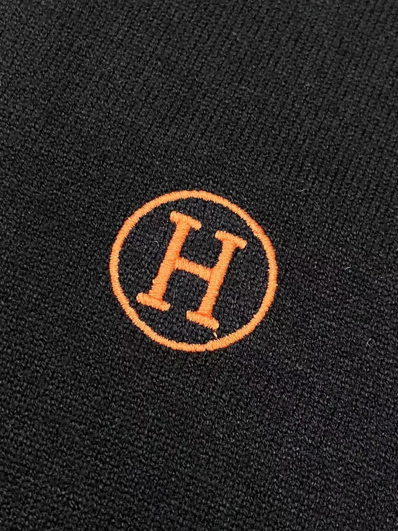 Classic Fashion Sweater-H-3