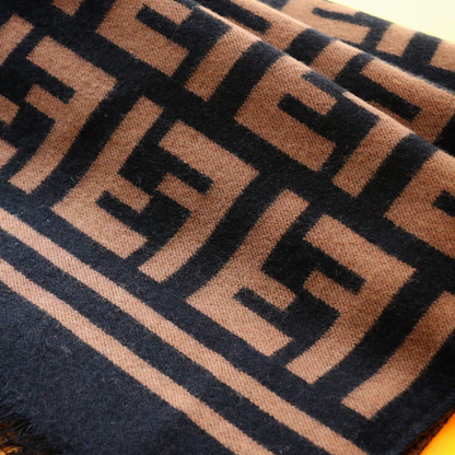 Unisex F Letter Double-sided Scarf