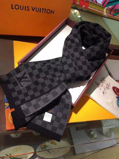 Classic Checkerboard Wool Warm Scarf