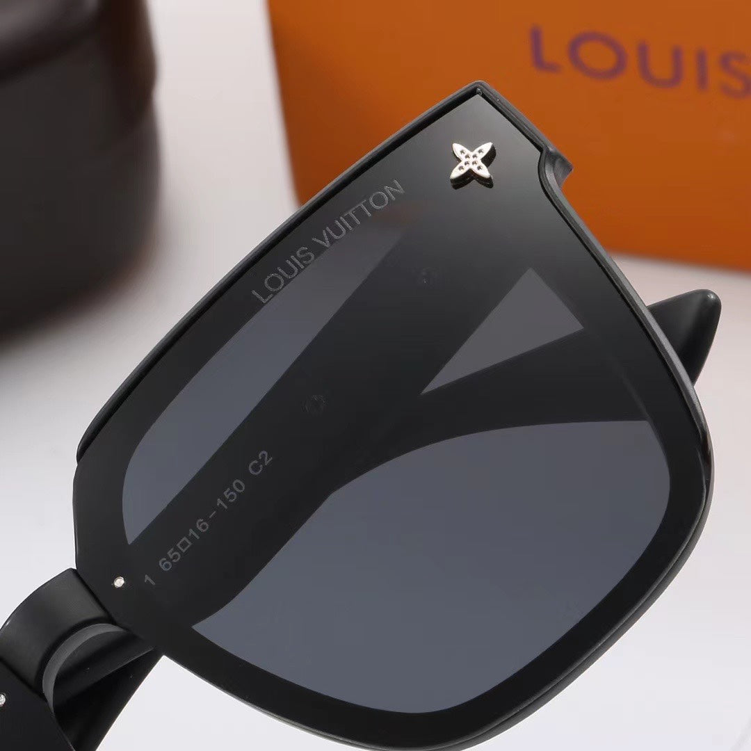 Full loge Frame Oversized Sunglasses