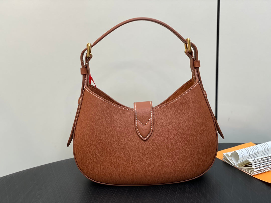 Exquisite leather bags-414