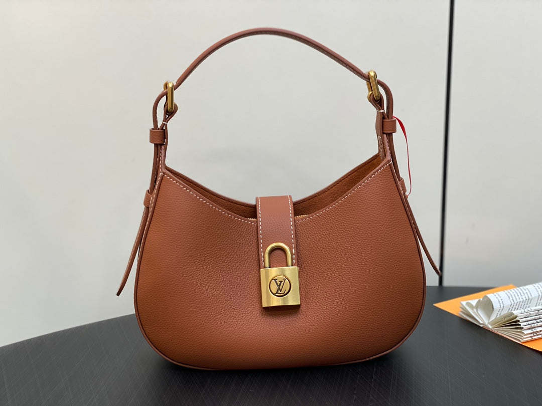 Exquisite leather bags-414