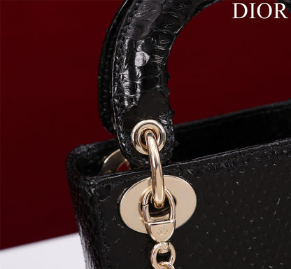 Exquisite leather bags-103