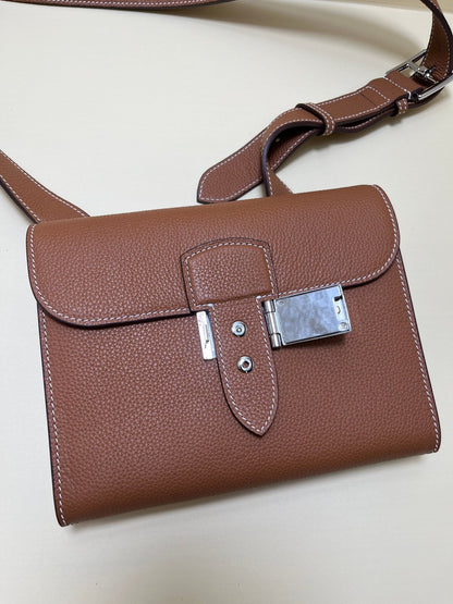 Exquisite leather bags-290