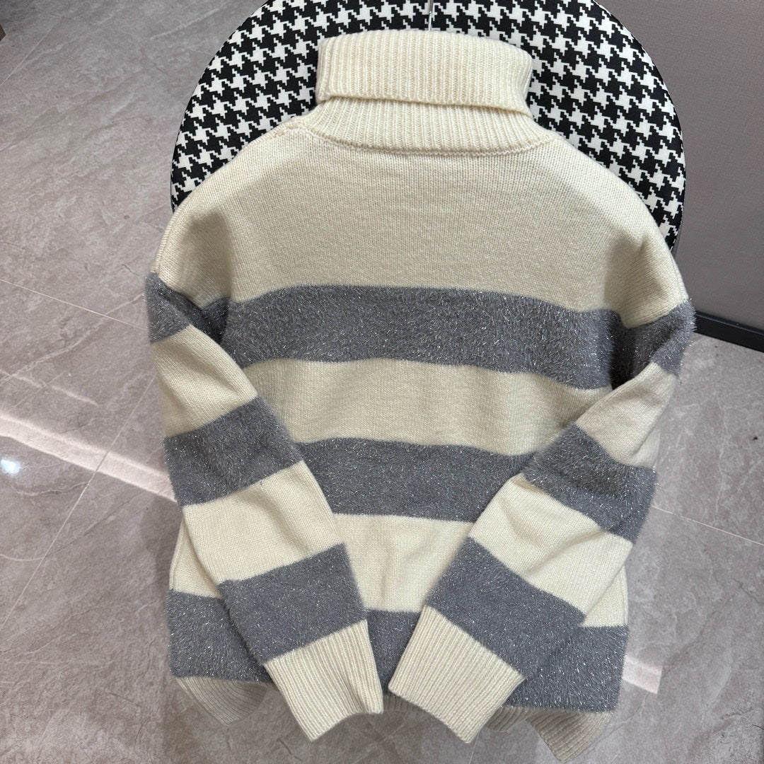 Classic Fashion Sweater-13